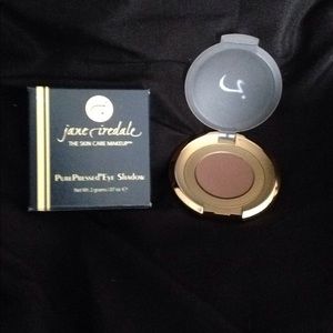 Brand new in box Jane iredale eyeshadow!!